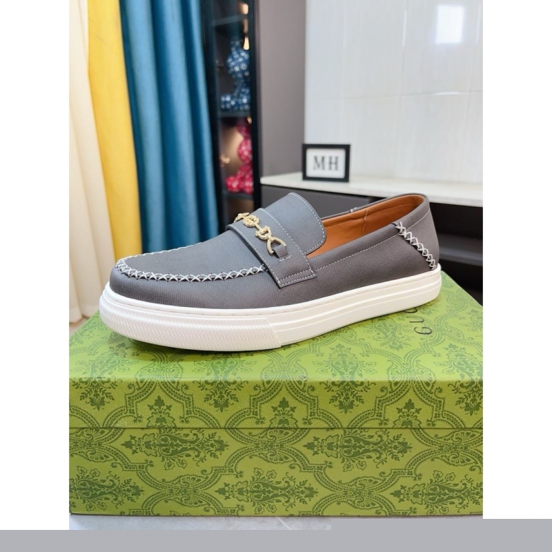 G*u*i leather shoes